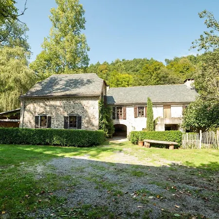 Lavish Mansion With Heated Swimming Pool * Brandonnet