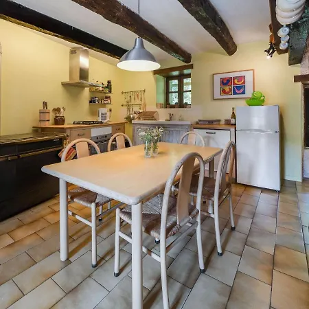 Holiday home Lavish Mansion With Heated Swimming Pool *