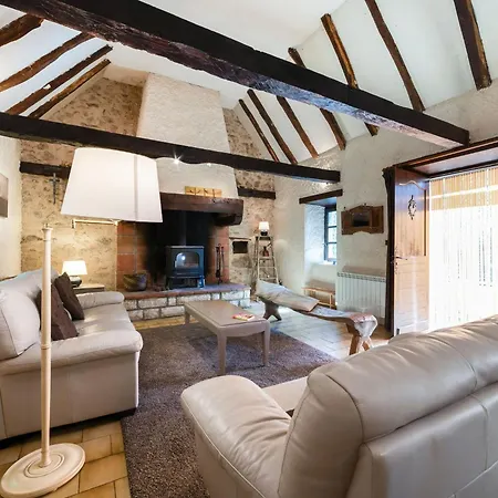 Holiday home Lavish Mansion With Heated Swimming Pool *