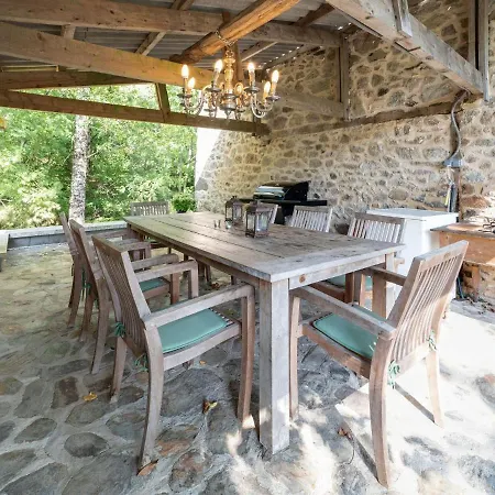 Holiday home Lavish Mansion With Heated Swimming Pool Brandonnet