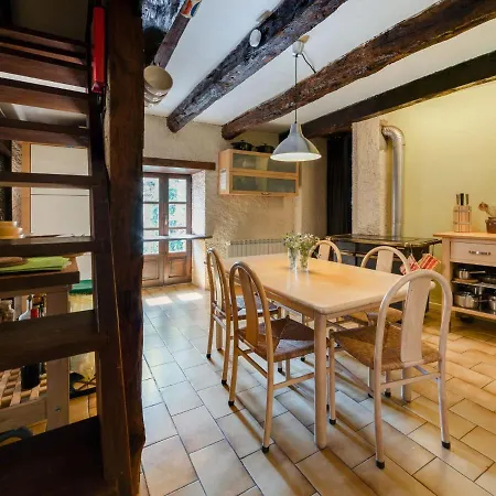 Holiday home Lavish Mansion With Heated Swimming Pool Brandonnet
